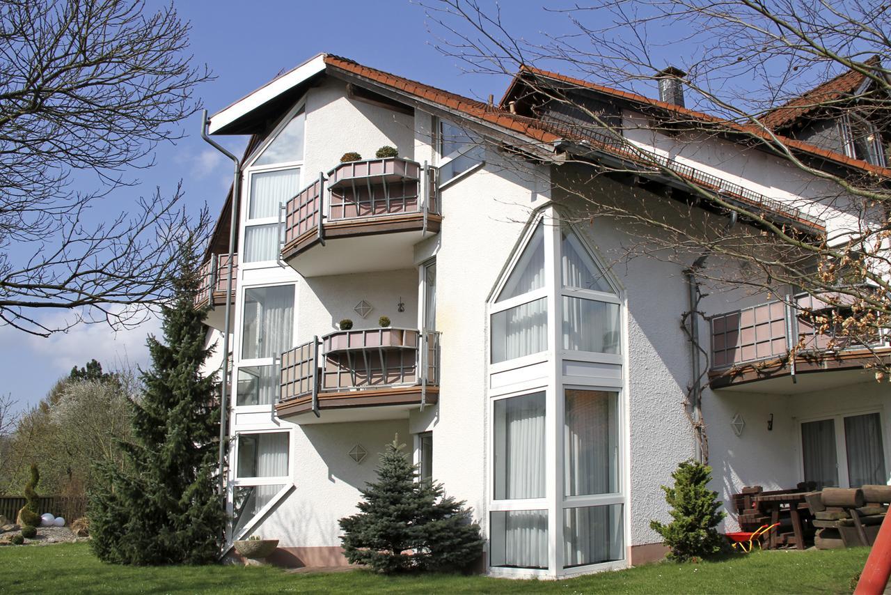 Hotel- Restaurant Zum Schwan Waldfischbach-Burgalben Екстериор снимка